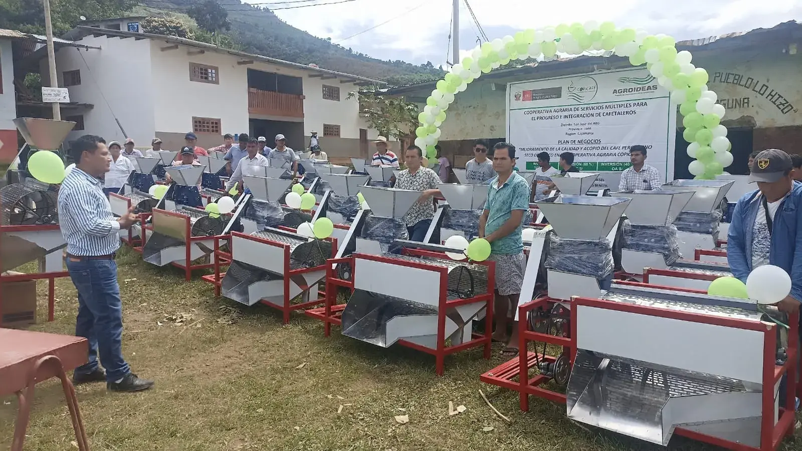 Entrega de despulpadoras con zaranda